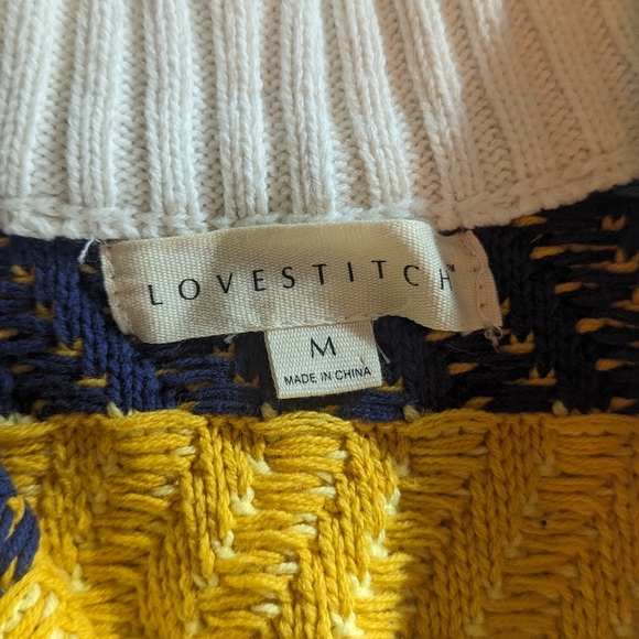 Lovestitch Cardigan Medium - Picture 3 of 8
